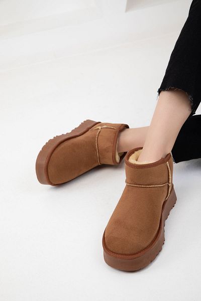 SOHO Tan Suede Dámské boty - 19761 Model Tan Bootie