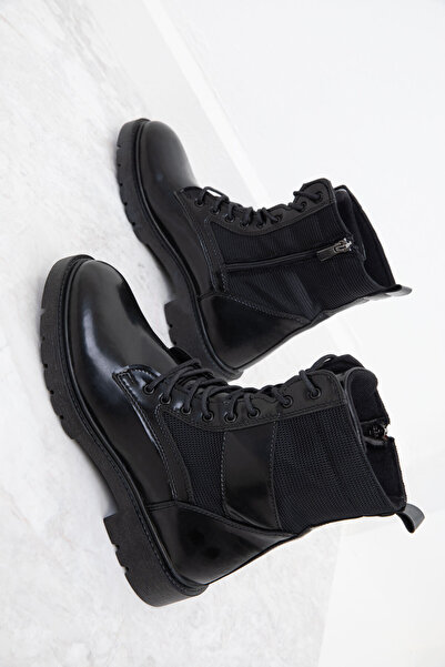 SOHO Fekete lakkbőr férfi csizma - 19692-es modellcipő