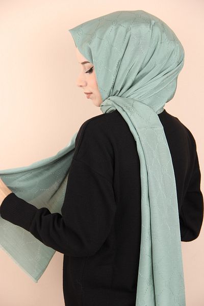 PİRAMİT Cagla Pyramid Monogram Shawl