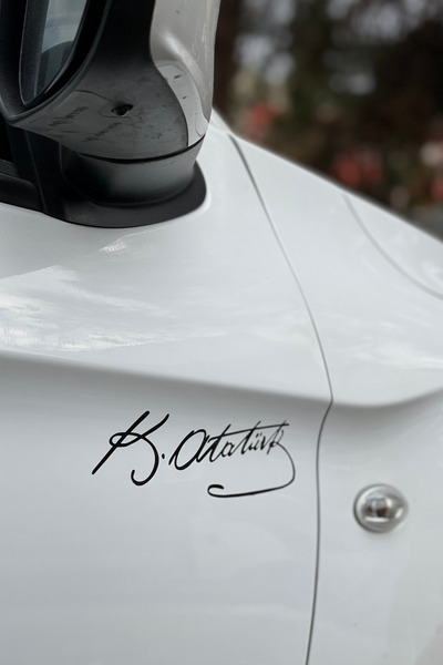 Banxtre Araba ve Motor için Siyah Renk Mustafa Kemal Atatürk İmza Sticker Eti...