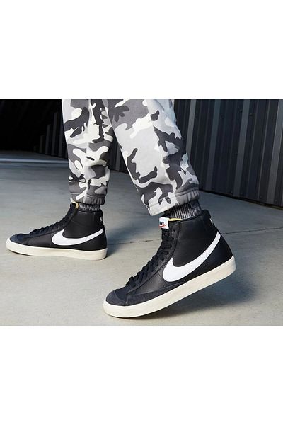 Nike Pantofi pentru bărbați Nike Blazer Mid 77 Vintage - negru BQ6806-002