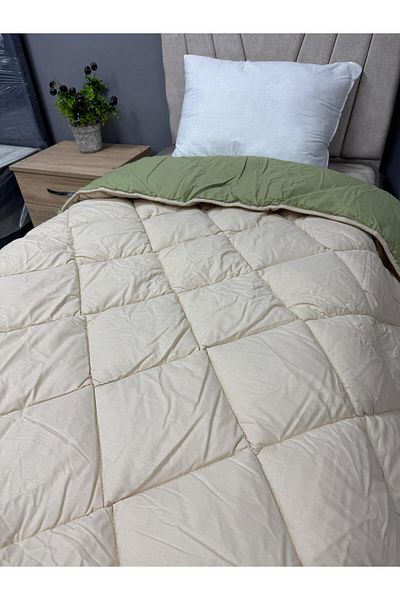 Clasy 100% Cotton Ranforce Single Quilt Double Sided Pistachio Green-Cappuccino Plain Pattern