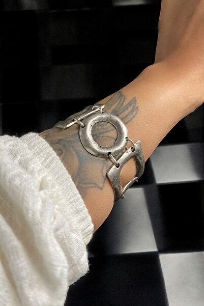 Vesaire Accessories Antik Gümüş Kaplama Modern Geometrik Bileklik
