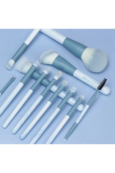 gaman Easy Portable 12 Pieces Soft Makeup Brush Set in Special Storage Box with Snaps