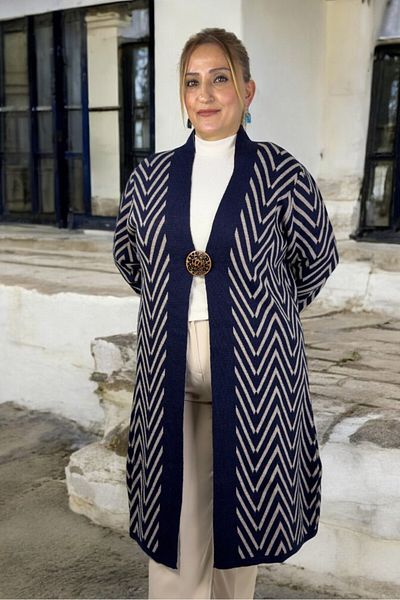 yagmurberen China Patterned Broch Detailed Long Sleeve Shal Collar Large Size Knitting Cardigan