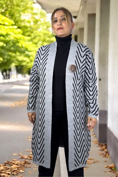 yagmurberen China Patterned Broch Detailed Long Sleeve Shal Collar Large Size Knitting Cardigan