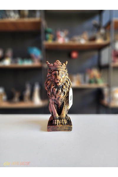 Home Aslan Biblo, Büst. Sarı Kırmızı Aslan Biblo. Yükseklik 18 cm.