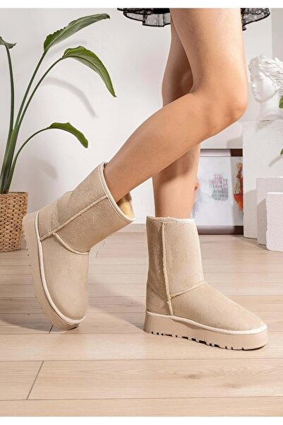 KOCAMANLAR Hugg Χοντρή σόλα Μάλλινη Εσωτερική Κοντή Γυναικείες Μπότες ΜΠΕΖ