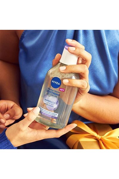 NIVEA Set cadou Cellular Expert Lift: Ser, 30 ml + Apa micelară pentru piele sensibilă, 400 ml