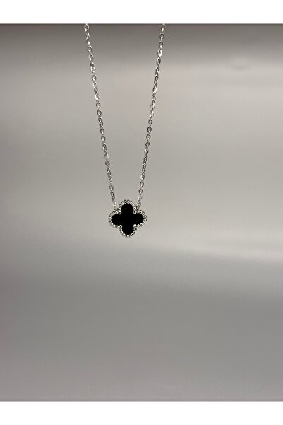 Store Kadın Gümüş Siyah Detaylı Sedefli Yonca Çelik Kolye