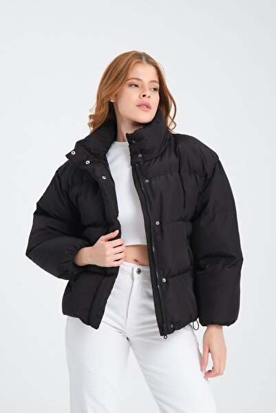 Lia Blanco's Kadın Siyah Oversize Şişme Kışlık Mont Dik Yaka