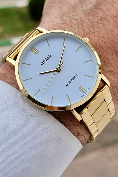 Casio Gold Color 2 Years Warranty Men's Wristwatch