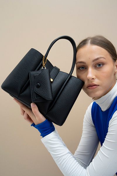 Matthew Cox Shoulder bag