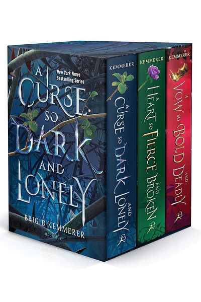 Bloomsbury Publishing A Curse so Dark and Lonely: the Complete Cursebreaker Collection Hardcover Box Set
