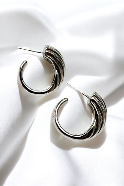 PETEK AKSESUAR Metal Water Wave Ring Earring