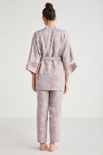 Catherine's Catherines Soft Textured Fabric Lace Detailed Triple Women's Pjamas Suit