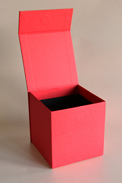 CHANZA HOME Kırmızı Manyetik Kapamalı Küçük Boy Sert Hediye Kutusu Kırmızı Yı...