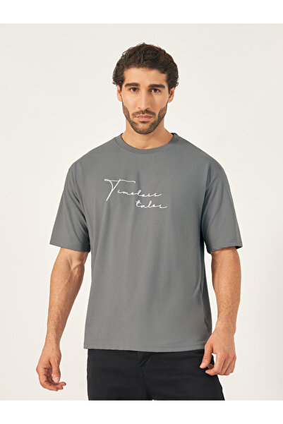 Styli Cotton Rich Oversized Embroidered Timeless Tales T-Shirt