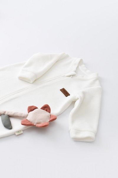 BabyCosy Salopeta cu maneca lunga si fermoar din 80%bumbac organic si 20% poliester - Ecru, BabyCosy