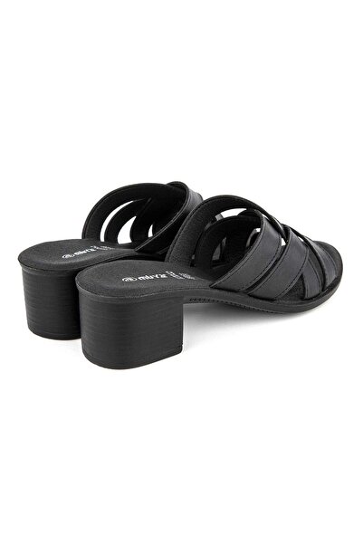 Muya Anagram Anatomical Sole Women's Slippers