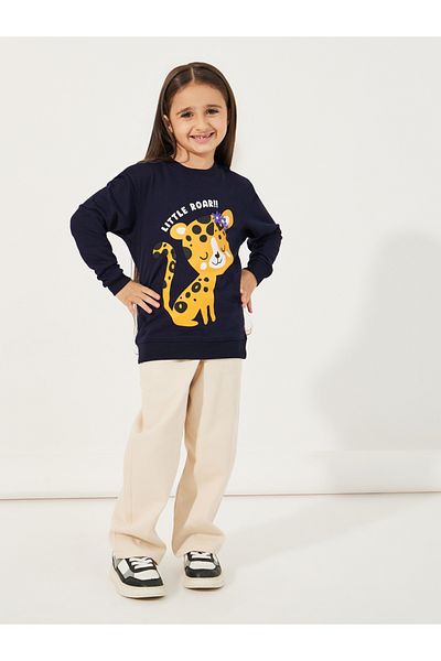 Styli Graphic Print Round Neck Sweatshirt