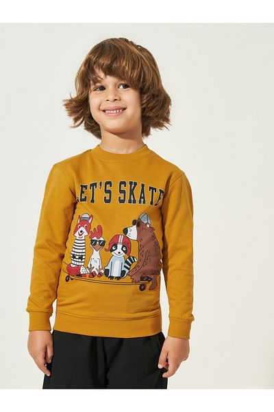 Styli Graphic Print Regular Fit Sweatshirt