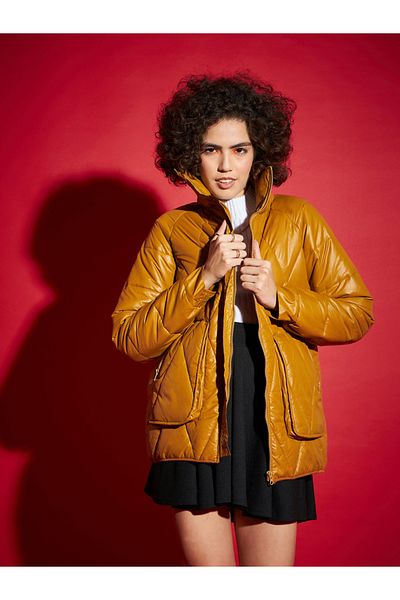 Sassafras By Styli High Neck Diamond Quilt Puffer Jacket