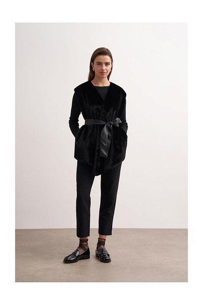FUSHYA Asymmetrical Cut Plush Vest with Leather Belt