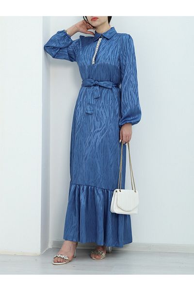 Modamorfo Elastisches, mit Steinen verziertes Kleid mit Teilen am Saum – Saxophon