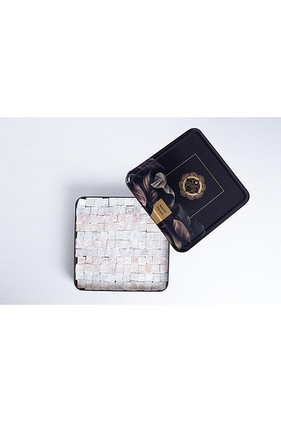 MEŞHUR SAFRANBOLU LOKUMCUSU 1 kg Mixed Flavor Black Metal Box Turkish Delight