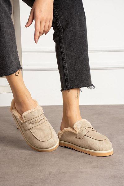 ShoeTek Beige Suede Lisya Women's Slippers - Fur Inside