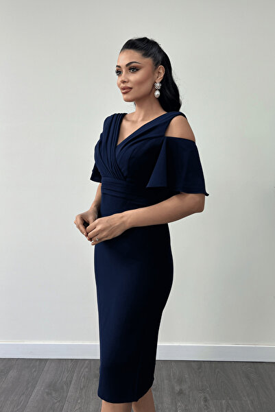 giyimmasalı Krep Kumaş Büzgü Detaylı Kalem Elbise - LACİVERT