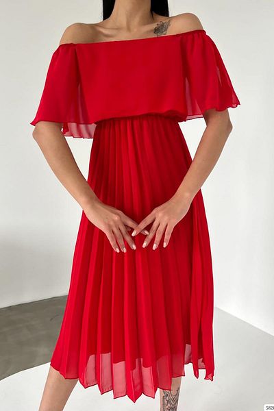 Deafox Rotes Chiffon-Midikleid – plissiertes und schulterfreies Design