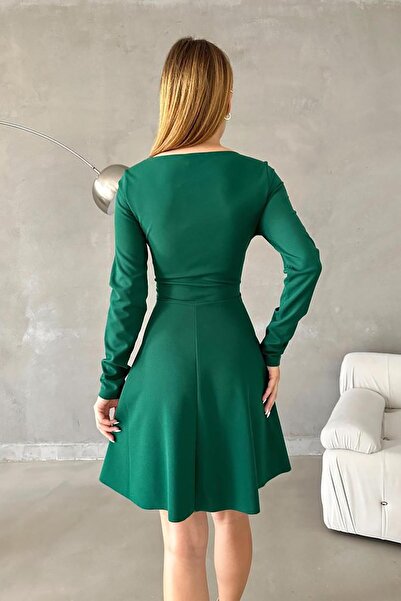 Deafox Zöld, duplasoros galléros krepp szövetből készült hosszú ujjú kiszélesedő ruha