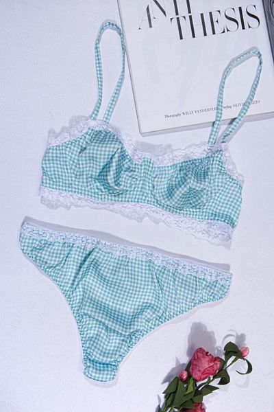Rubuvi Sienna Model Set de lenjerie intima din satin neconsolidat din dantela cu sârmă pentru femei