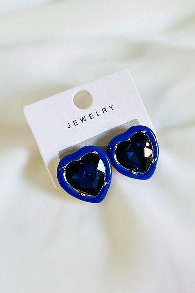 PETEK AKSESUAR Stone Detailed Heart Earrings