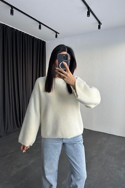 Vaveyla Soft Bearded Yarn Wide Sleeve Detailed Knitwear Sweater