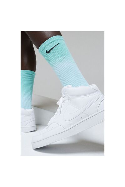Nike Nike Court Vision MID Borough глезена унисекс маратонки бял