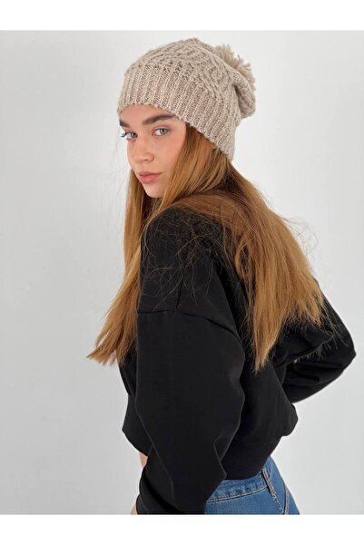 Miss Poem Women's Pompom Winter Hand Knitted Ecru Beret