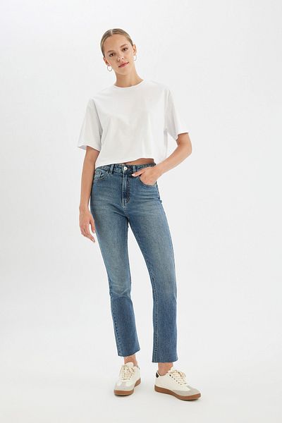 DeFacto Mary Vintage Straight Fit High Waist Cut Ankle Length Jean Washed Trousers C6383Ax24Au