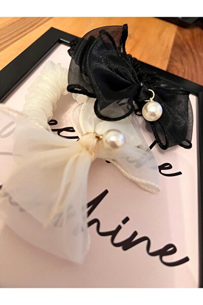 Rachel Pearl Detailed Bow Bagel Hair Clip