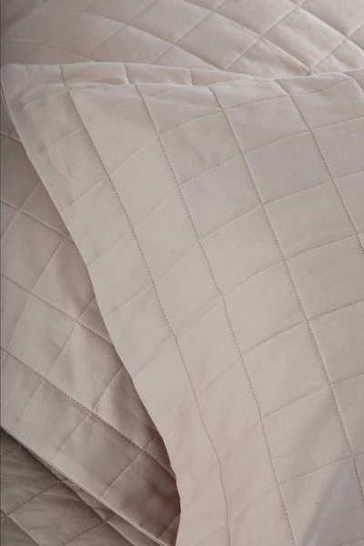 Nazik Home Girne Quilted Double Bedspread