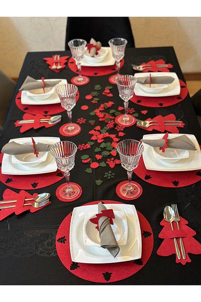 Bellacasa Red 4-Person New Year's Themed American Serving Table and Dinner Set