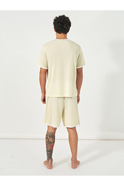 Styli Slogan Print T-Shirt and Shorts Set