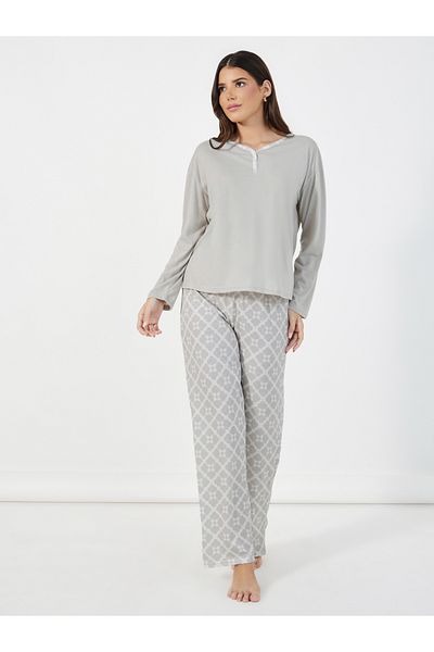 Styli Solid Dropped Shoulder T-Shirt & Printed Pants Pyjama Set