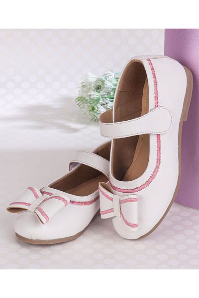 Babyoye Party Wear Belly Shoes Bow Applique - White