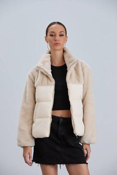 PIQUE Women's Fur Detailed Plush Detailed Coat