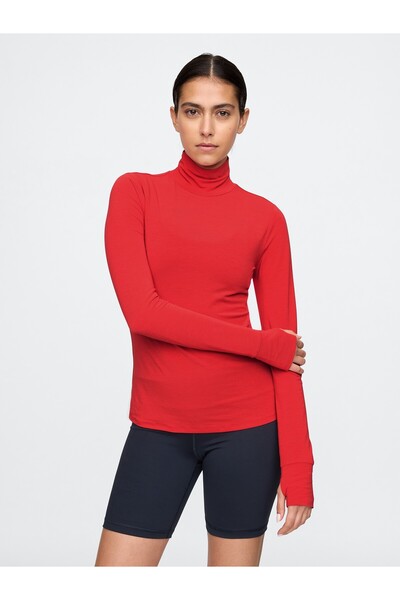 GAP Kadın Kırmızı GapFit Breathe Balıkçı Yaka T-Shirt