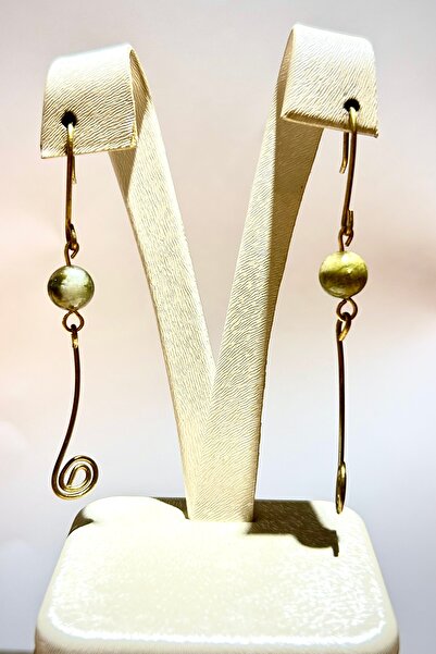 Luna حلق من حجر التورمالين الطبيعي