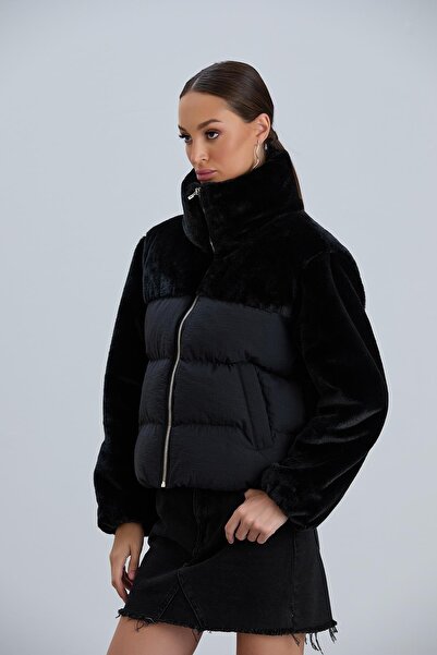 PIQUE Women's Fur Detailed Plush Detailed Coat